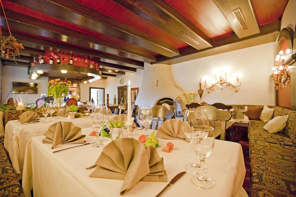 Hotel Krone Ohg غيرلينغن المظهر الخارجي الصورة
